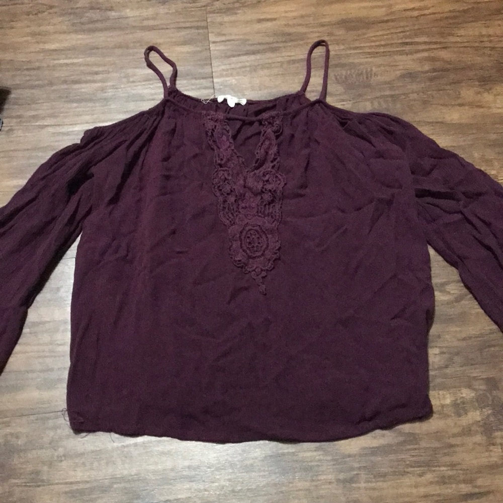 Long-sleeve off the shoulder crop top